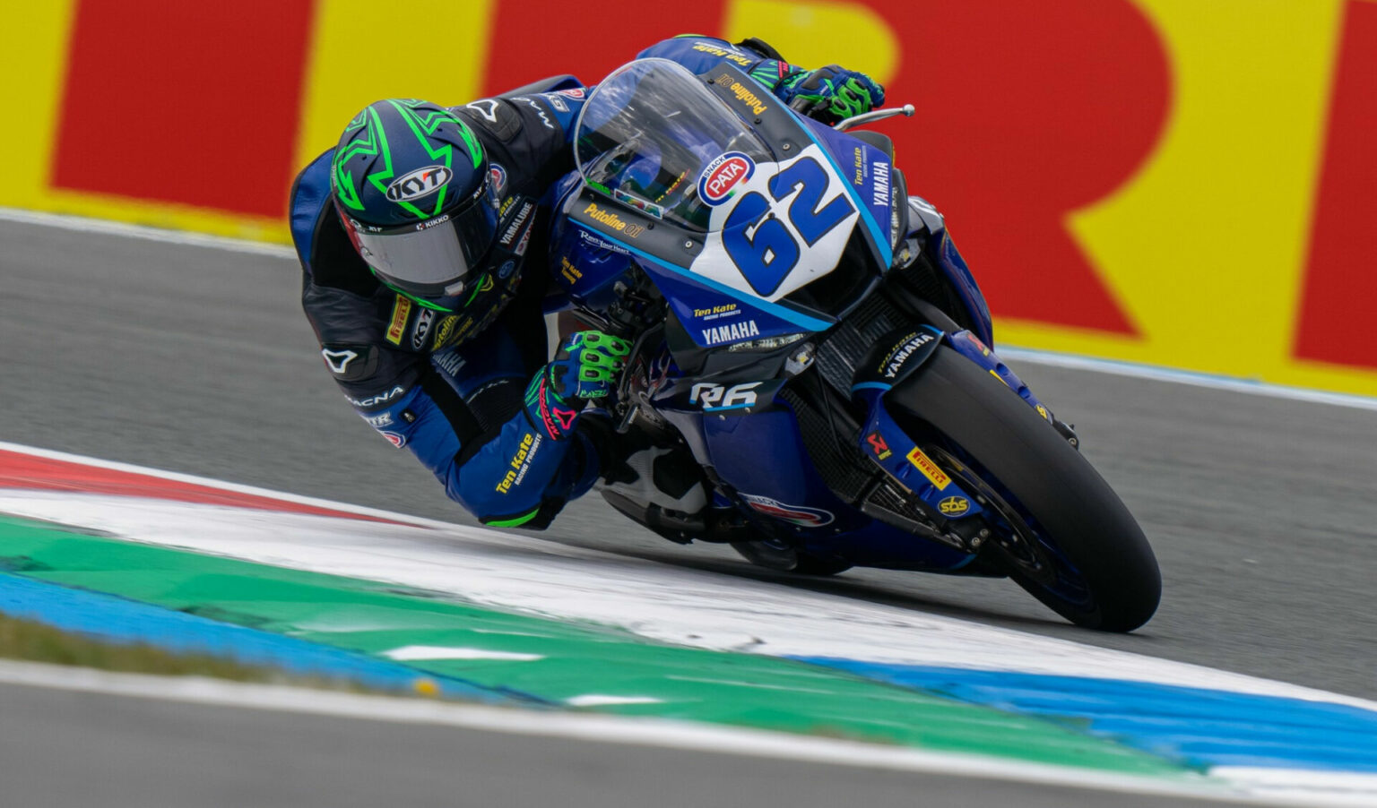 World Supersport Manzi Tops Tight FP1 At Assen Roadracing World