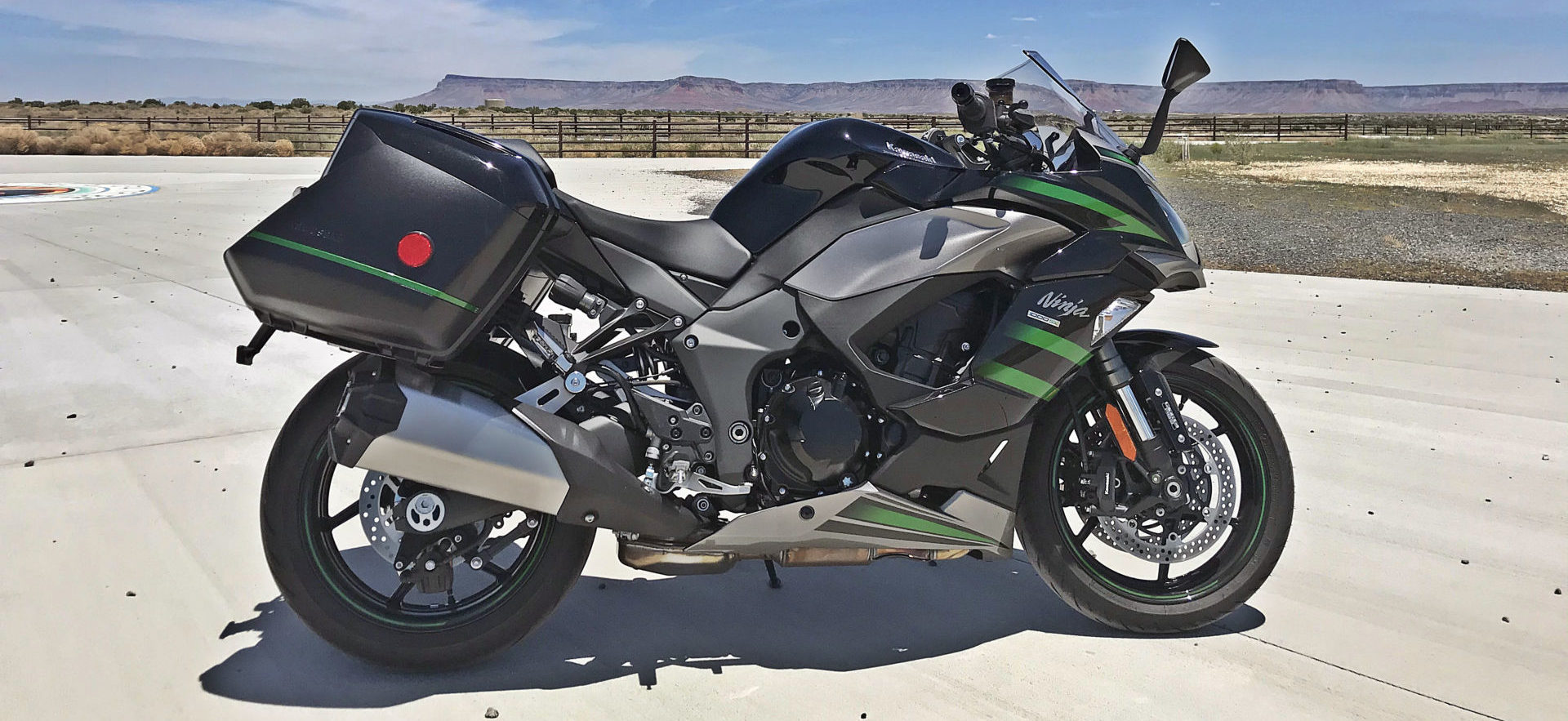 Video 2020 Kawasaki Ninja 1000SX Ride Review Preview Roadracing