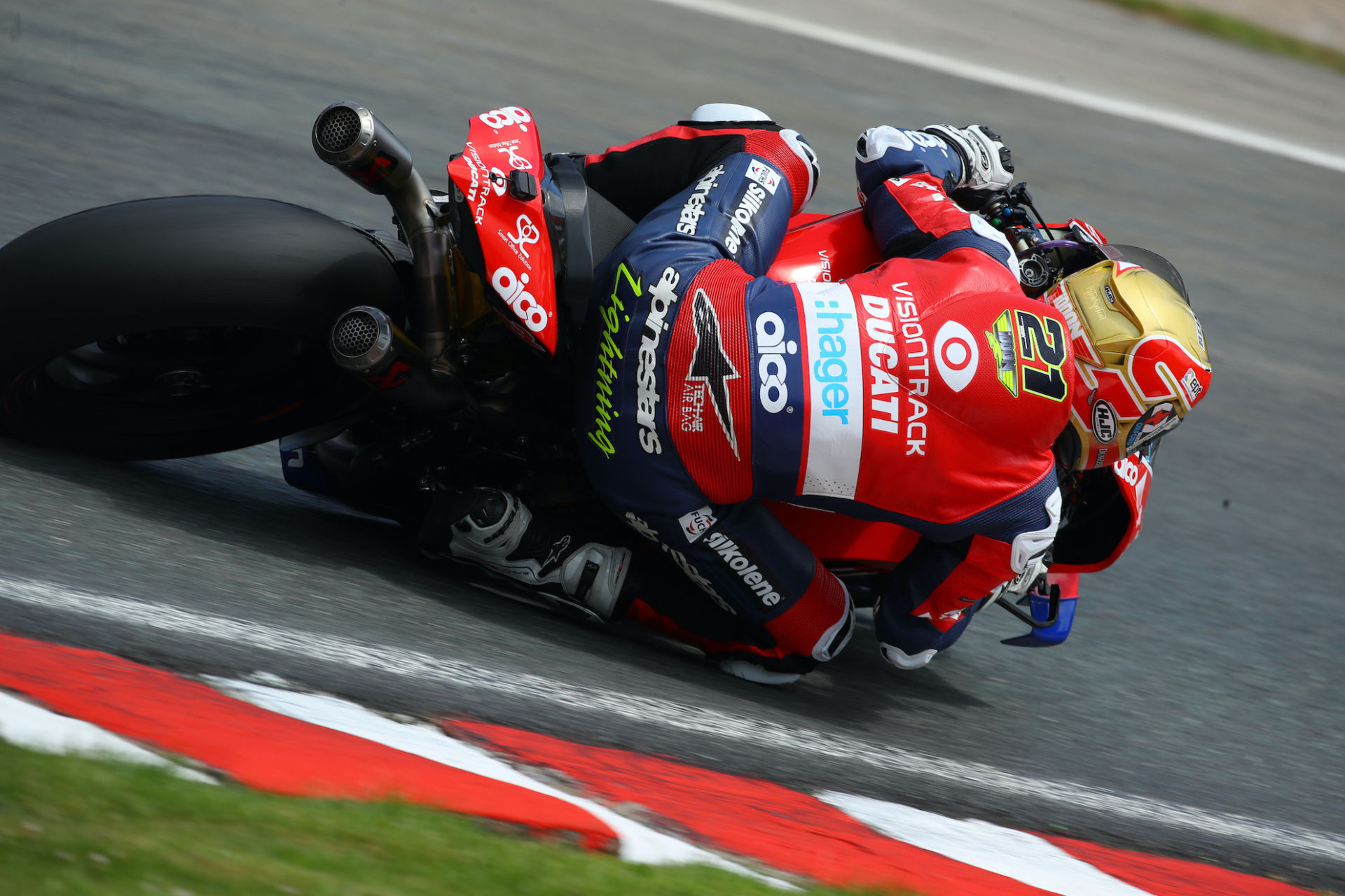 British Superbike: Race One Results From Oulton Park - Roadracing World ...