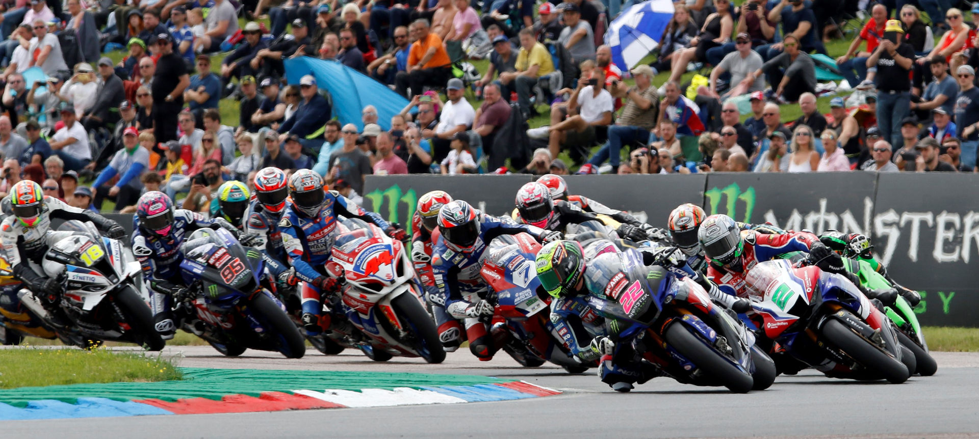British Superbike Race One Outcomes From Thruxton Roadracing World Journal Bestmotosport