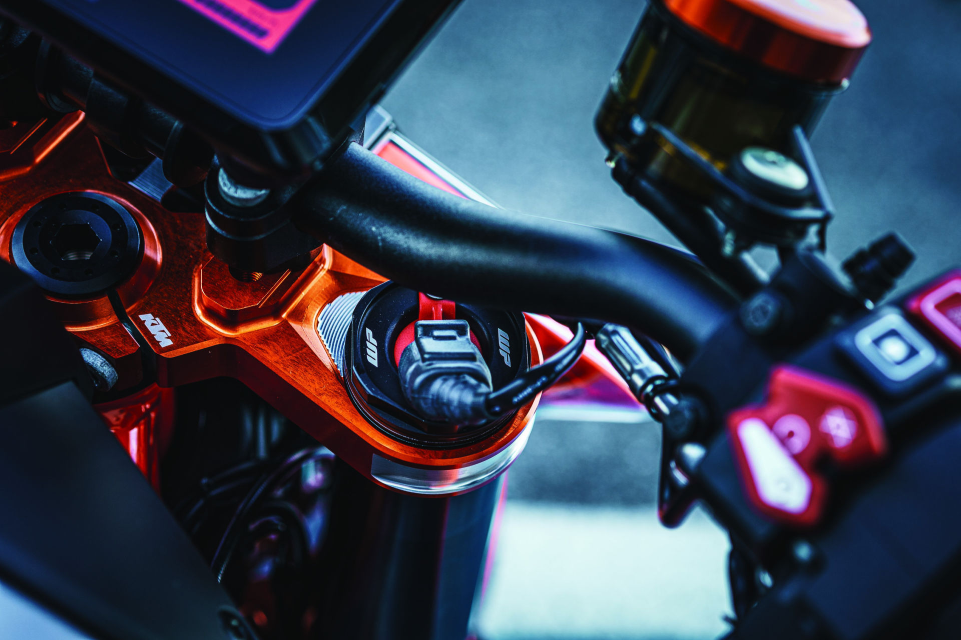 KTM Adds Semi-Active Suspension To New 1290 Super Duke R EVO ...