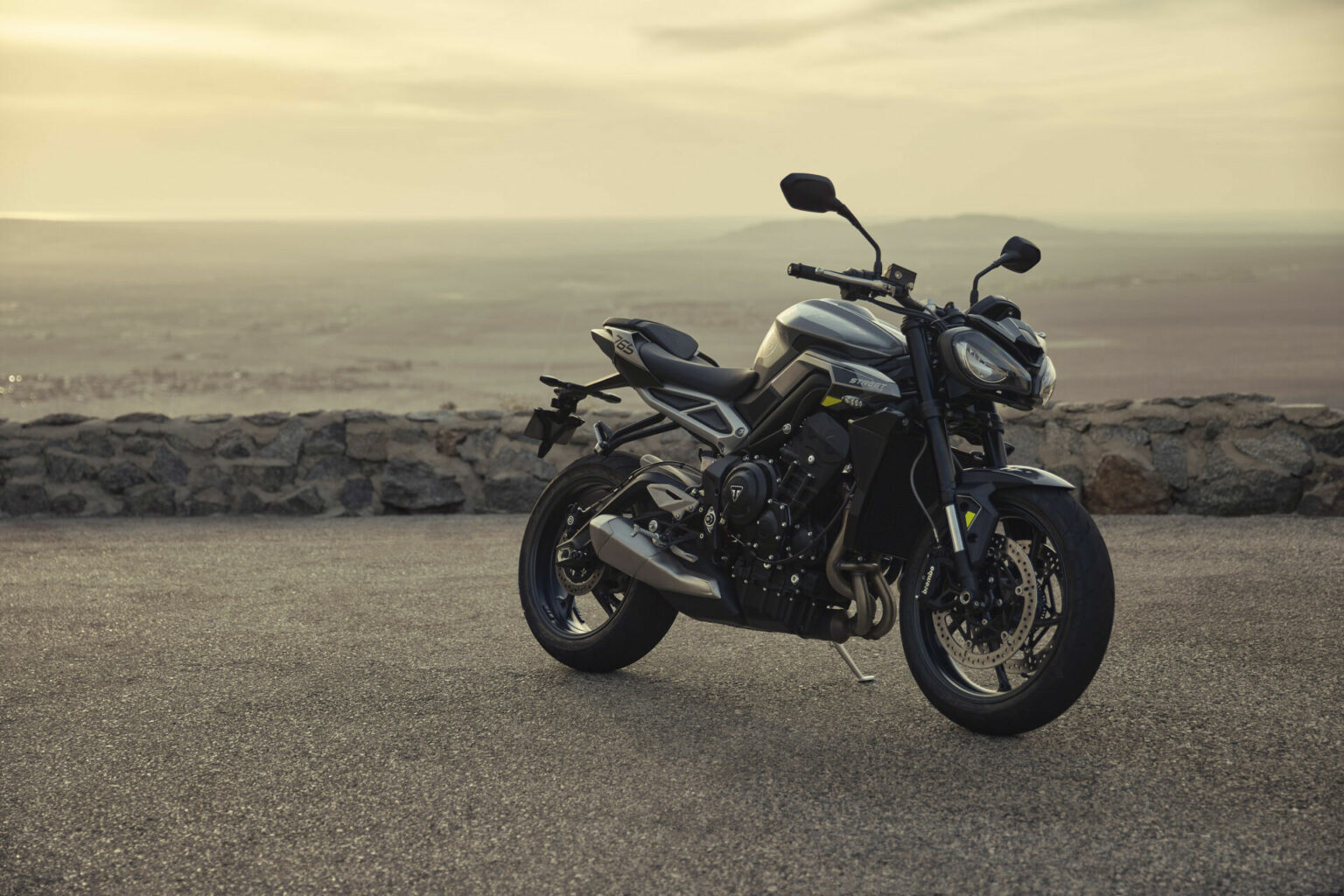 Triumph Introduces More Powerful 2024 Street Triple Lineup (Updated