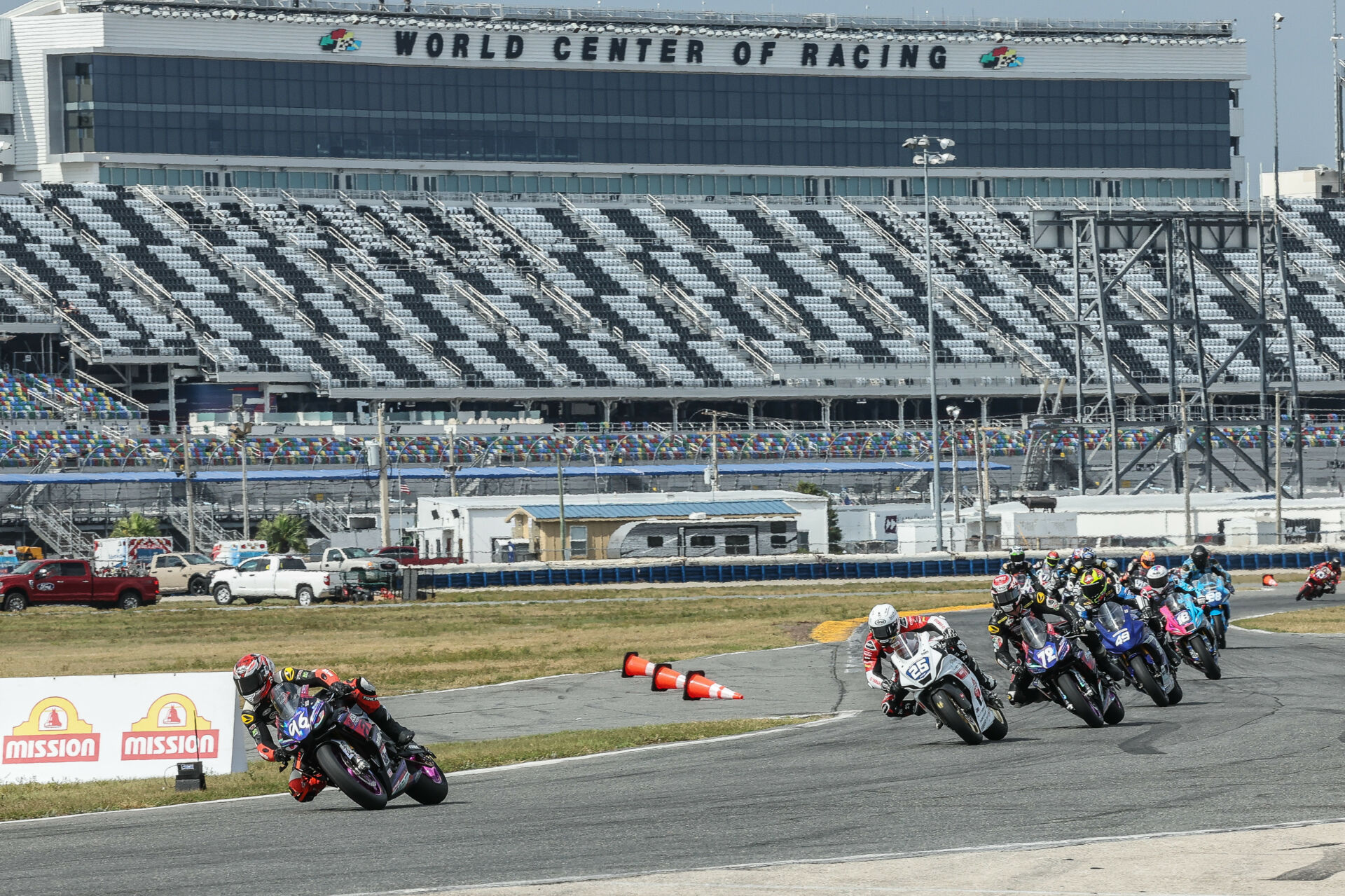 MotoAmerica King Of The Baggers Race One Results From Daytona (Updated