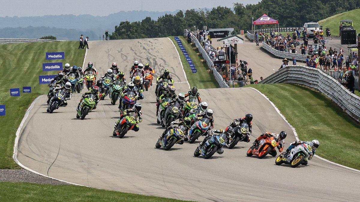 The Junior Cup pack fires off into Turn One at Pittsburgh International Race Complex on Saturday. Photo by Brian J. Nelson.