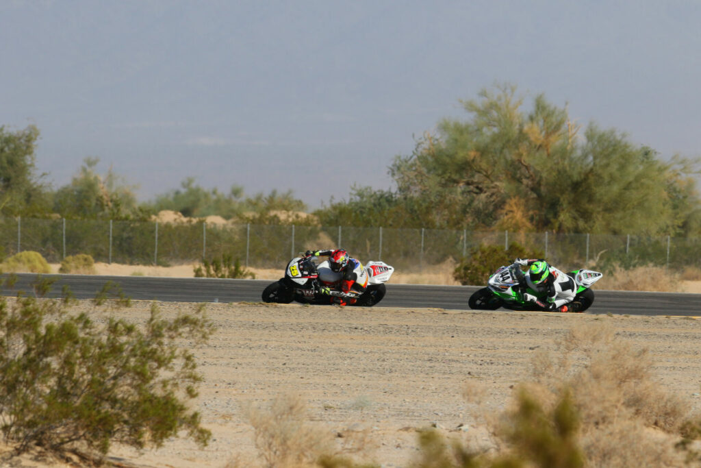 David Anthony (25) leads Brenden Ketelsen (144) in the Middleweight Shootout. Photo by CaliPhotography.com, courtesy CVMA.
