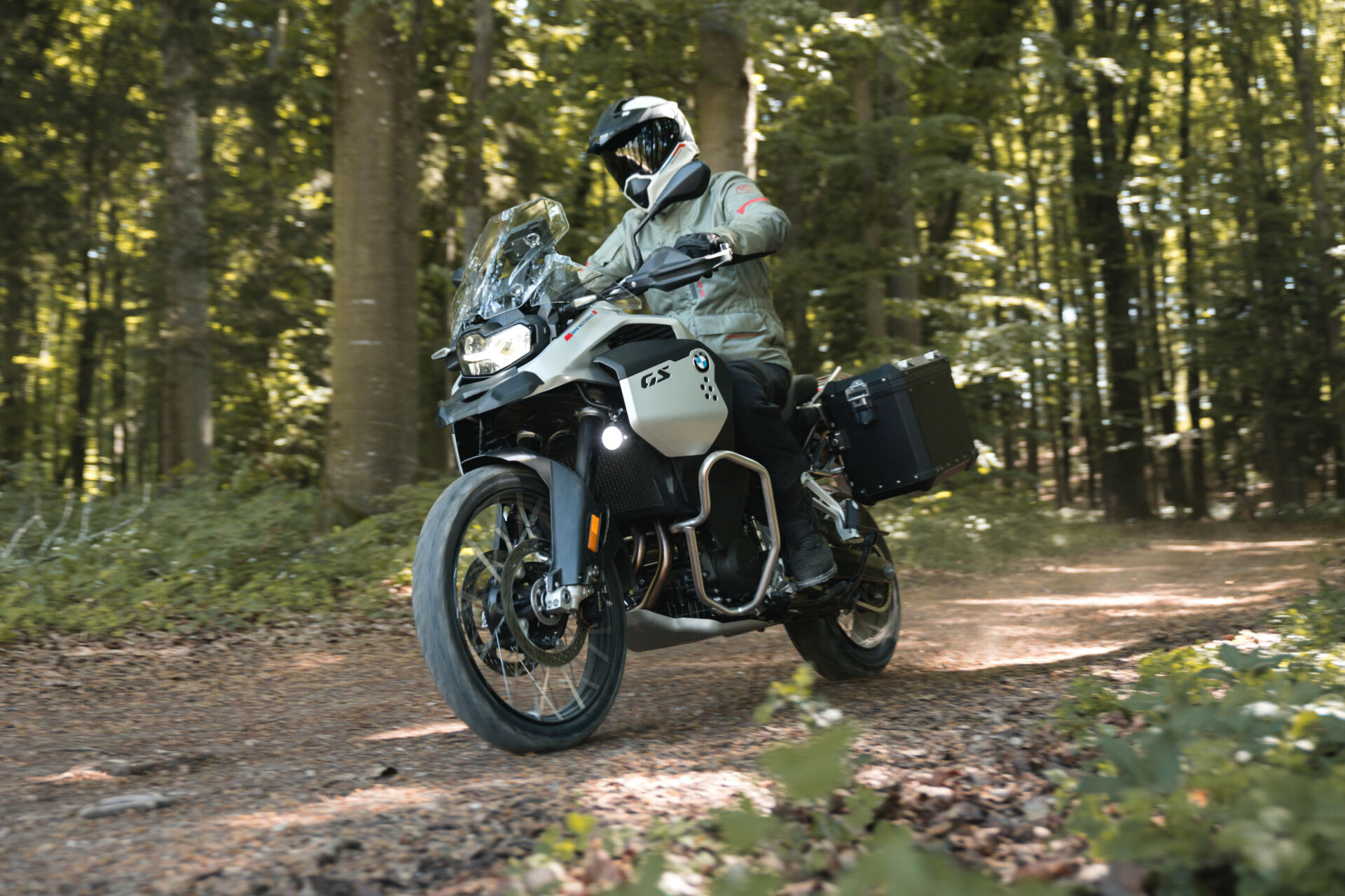 BMW Introduces Three New GS Models - Roadracing World Magazine ...