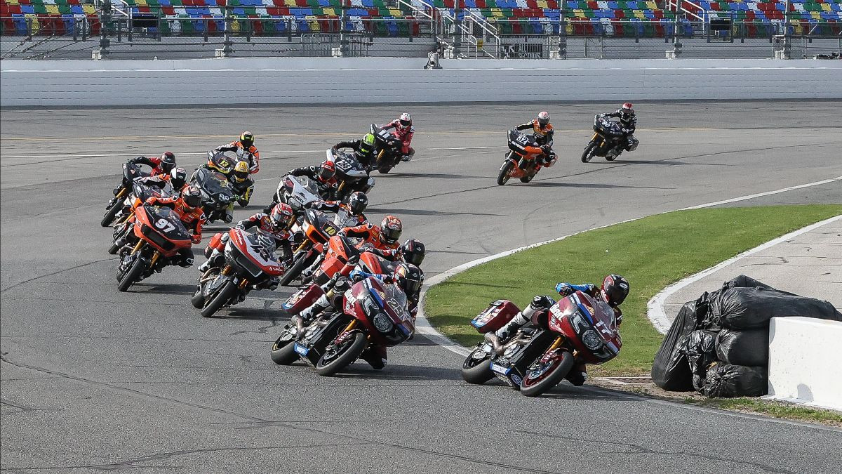 MotoAmerica Mission King Of The Baggers Race Two Results From Daytona