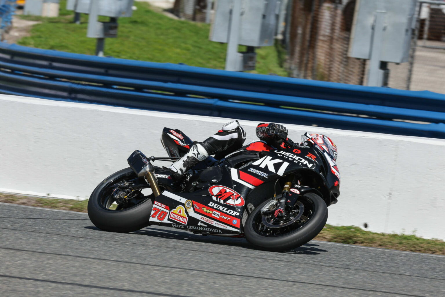 Motoamerica Mission King Of The Baggers Race One Results From Daytona