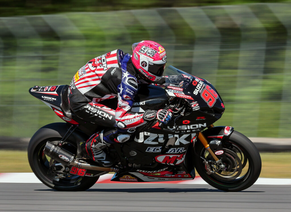 Brandon Paasch (96) continued positive momentum in the hypercompetitive Superbike class. Photo by Brian J. Nelson, courtesy Suzuki Motor USA.