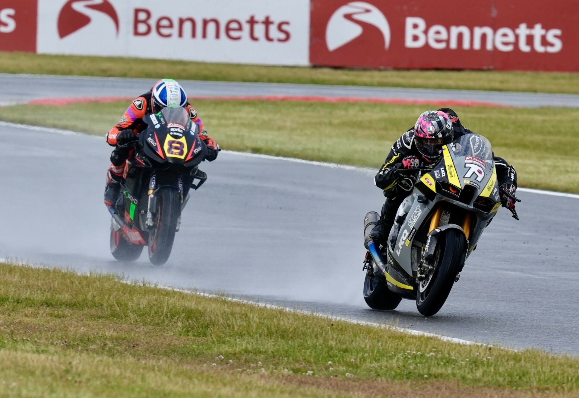 Storm Stacey (79) leads Lewis Rollo (8) Saturday at Snetterton. Photo courtesy MSVR.