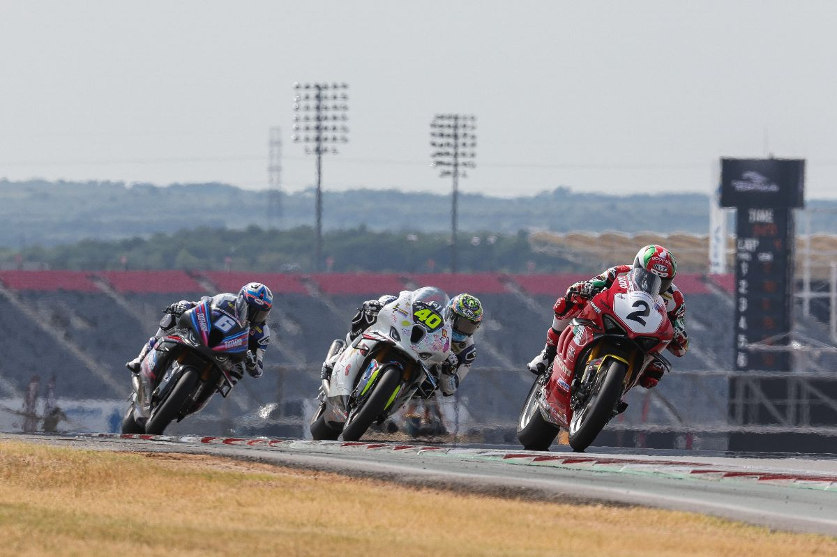 Josh Herrin (2) led Sean Dylan Kelly (40) and Cameron Beaubier (6) early in the race before Kelly suffered a mechanical problem that forced him out of the race. Photo by Brian J. Nelson.