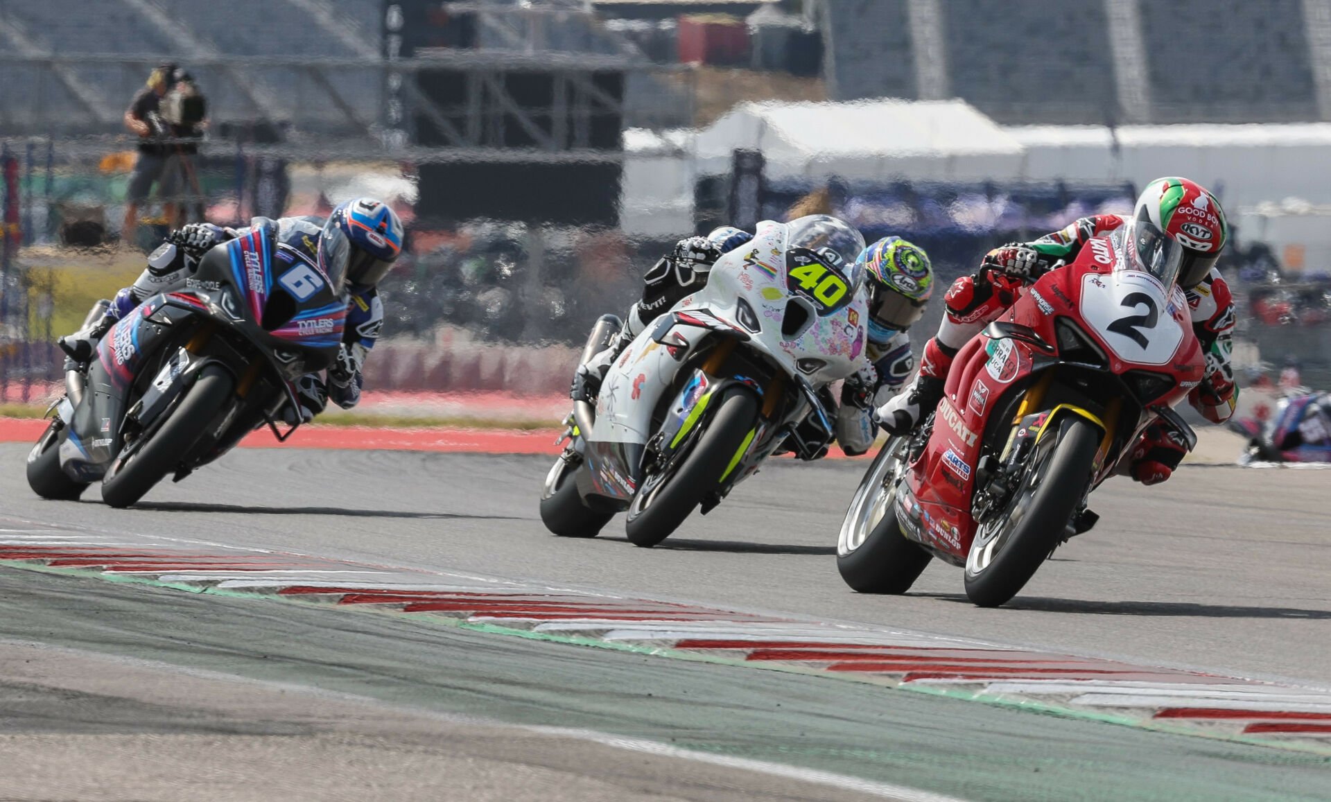 Josh Herrin (2) will likely wrap up the 2024 MotoAmerica Steel Commander Superbike Championship at New Jersey Motorsports Park, September 27-29, but the likes of Sean Dylan Kelly (40) and Cameron Beaubier (6) will make him earn it. Photo by Brian J. Nelson.