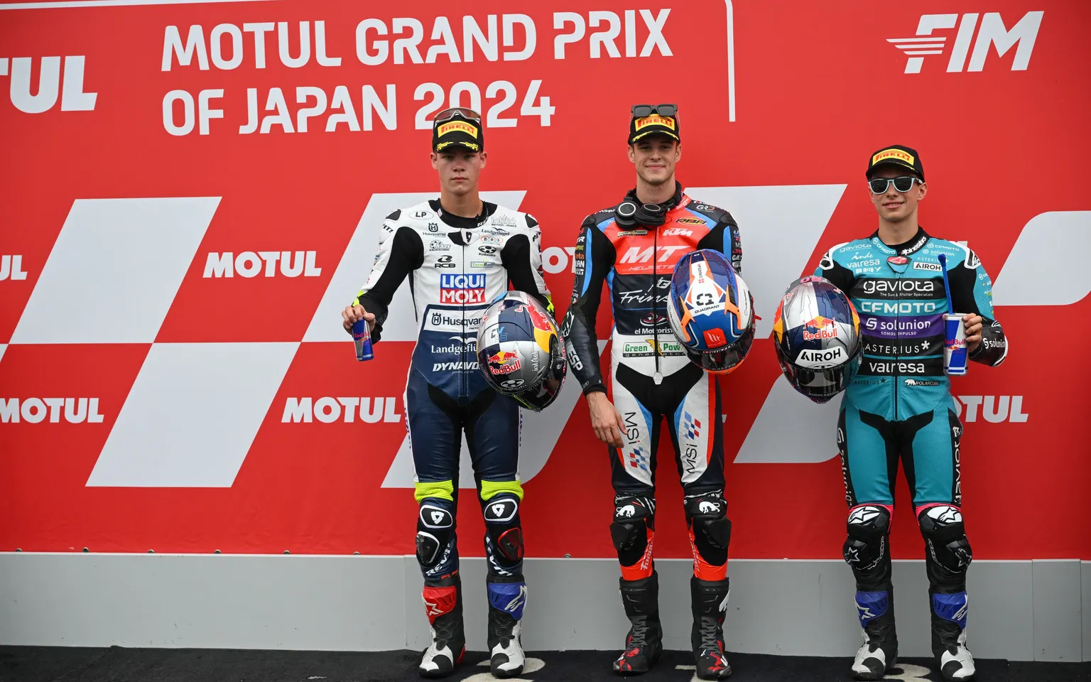 First-row qualifiers. Collin Veijer (on the left), Ivan Ortola (in the middle) and David Alonso (on the right). 