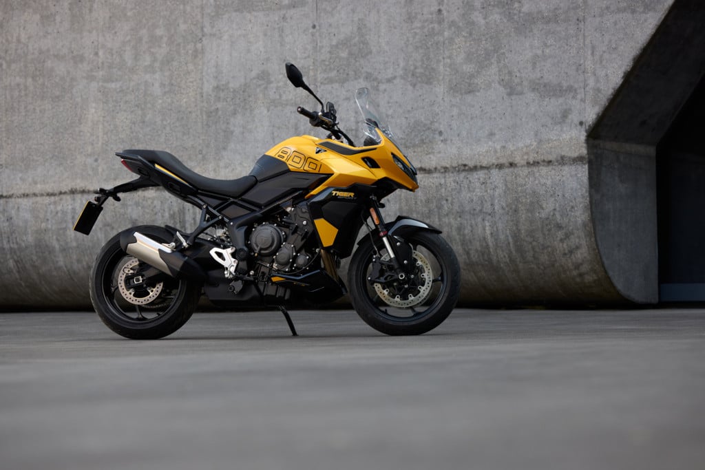 Triumph Reveals All-New 2025 Tiger Sport 800