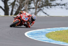 Bo Bendsneyder (11) riding his MV Agusta Reparto Corse MV Agusta F3 800 RR At Phillip Island. Photo courtesy MV Agusta Reparto Corse Team.