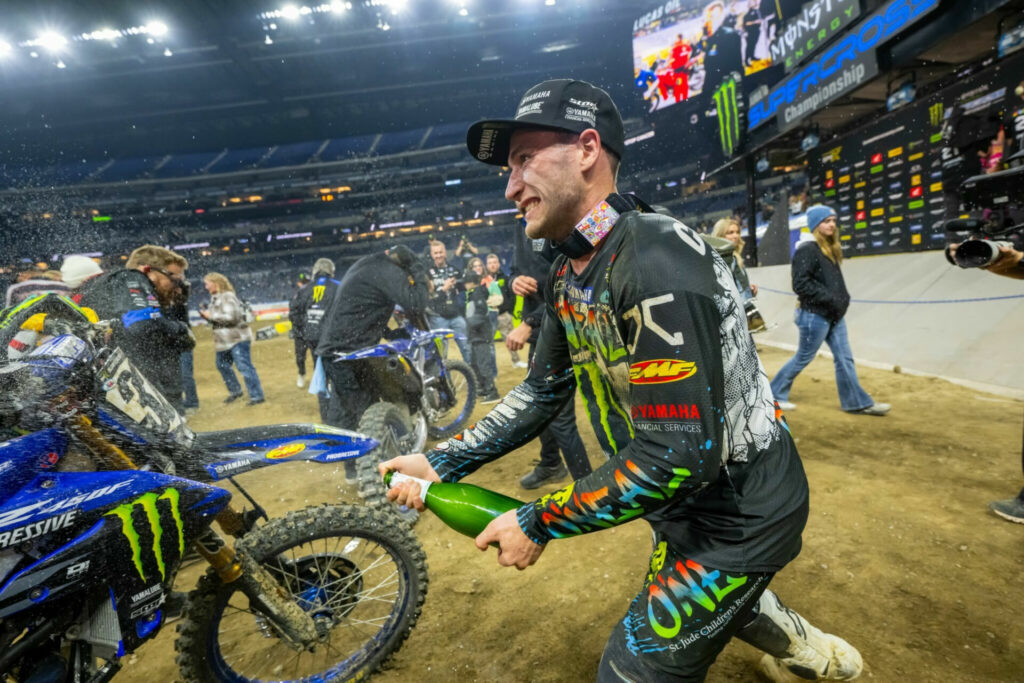 Second place 450SX Class