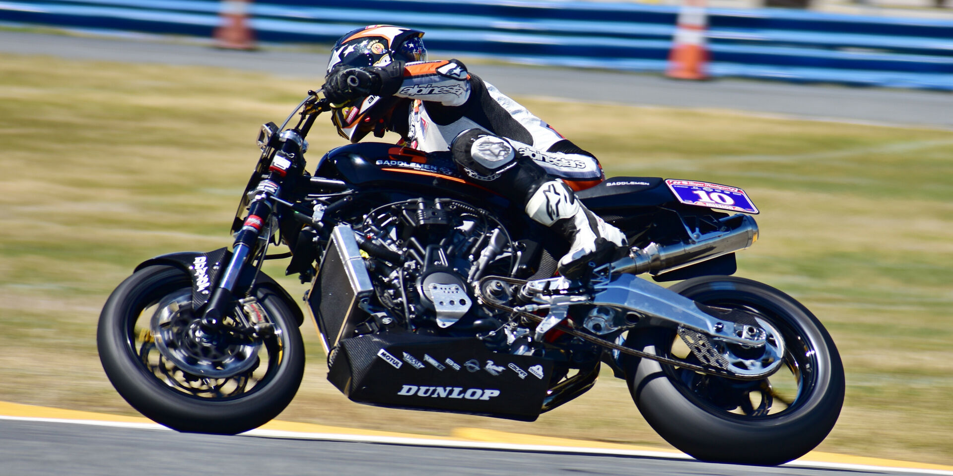 MotoAmerica: Wyman Leads Super Hooligan P1 At Daytona