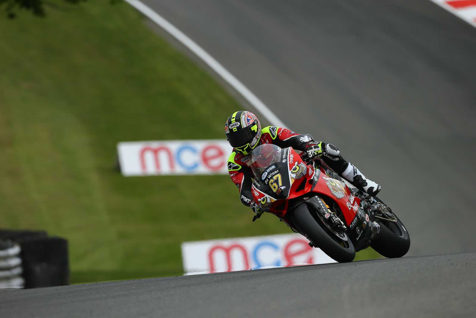 Byrne Fastest In British Superbike Practice At The Brands Hatch Indy Circuit Updated