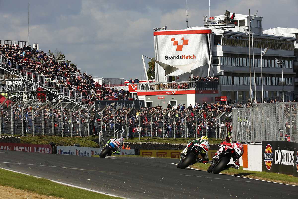 Mce British Superbike Race Results From Brands Hatch Roadracing World Magazine Motorcycle