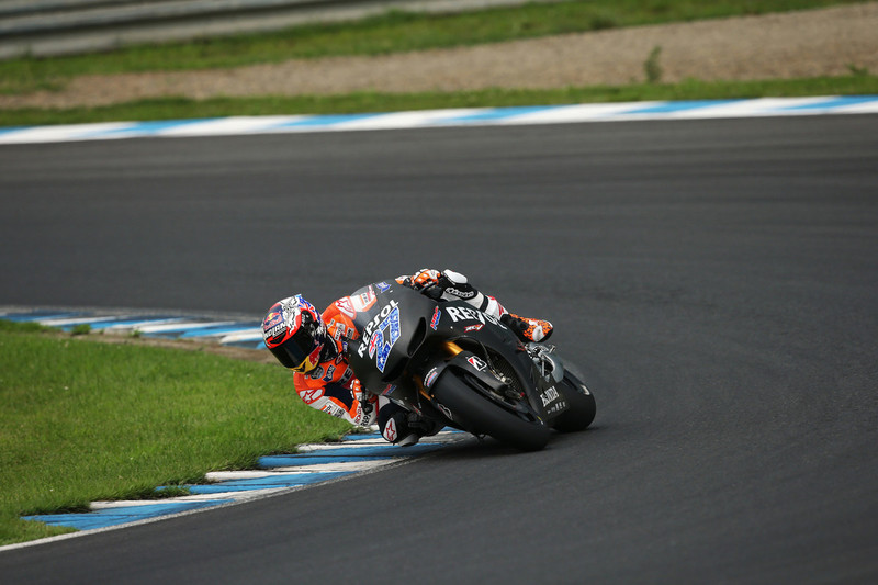Casey Stoner's First Day As A Honda MotoGP Test Rider Hindered By Rain ...