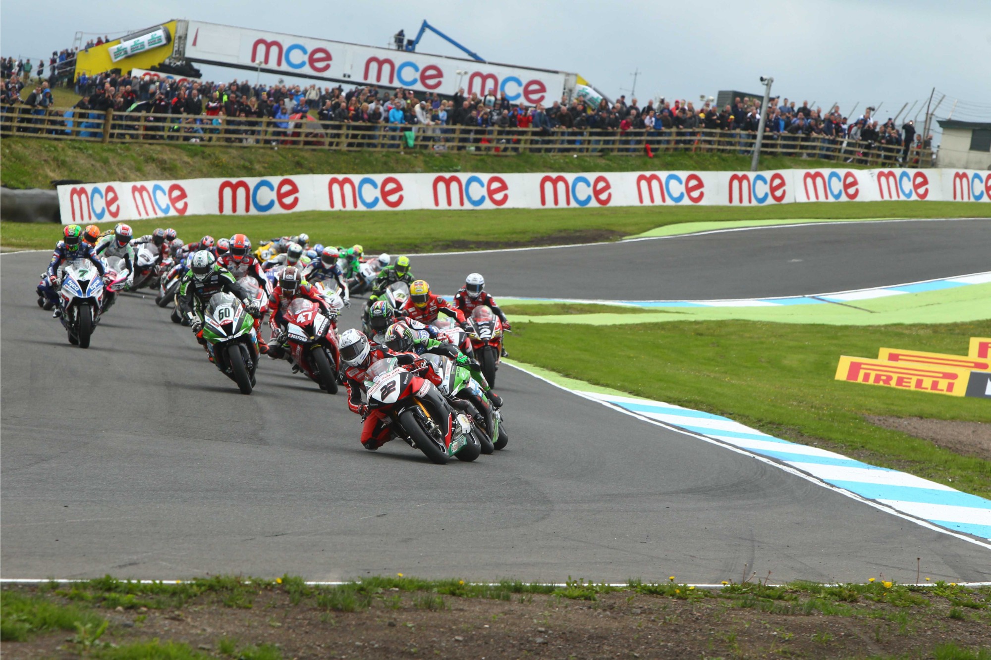 British Superbike Race Results From Knockhill Circuit Roadracing World Magazine Motorcycle